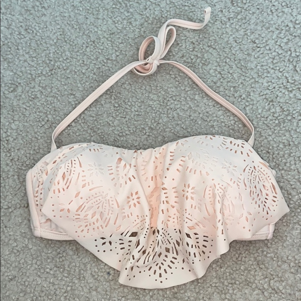 Light pink bathing suit top